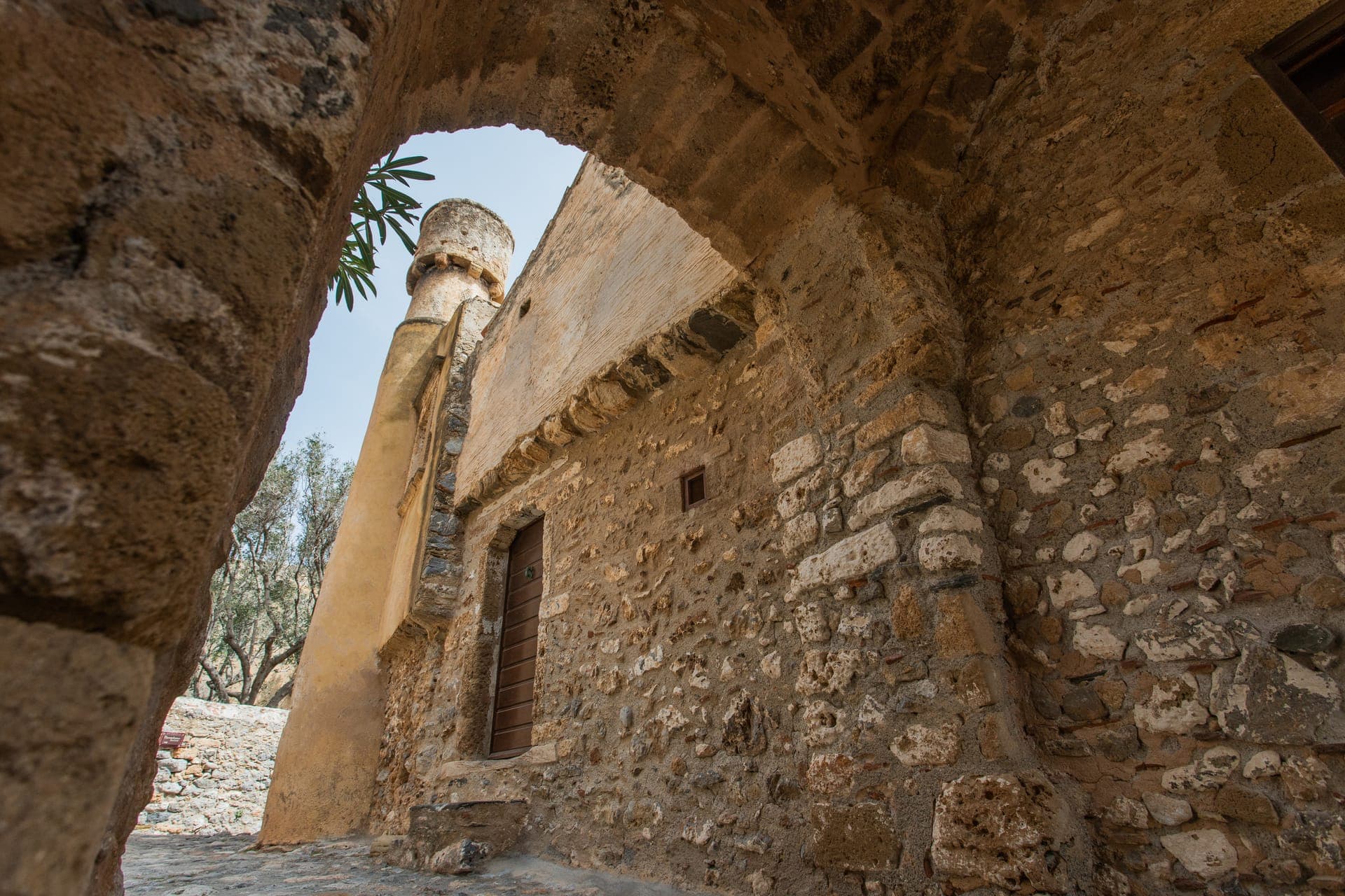 Dorovinis Monemvasia Castlehouses