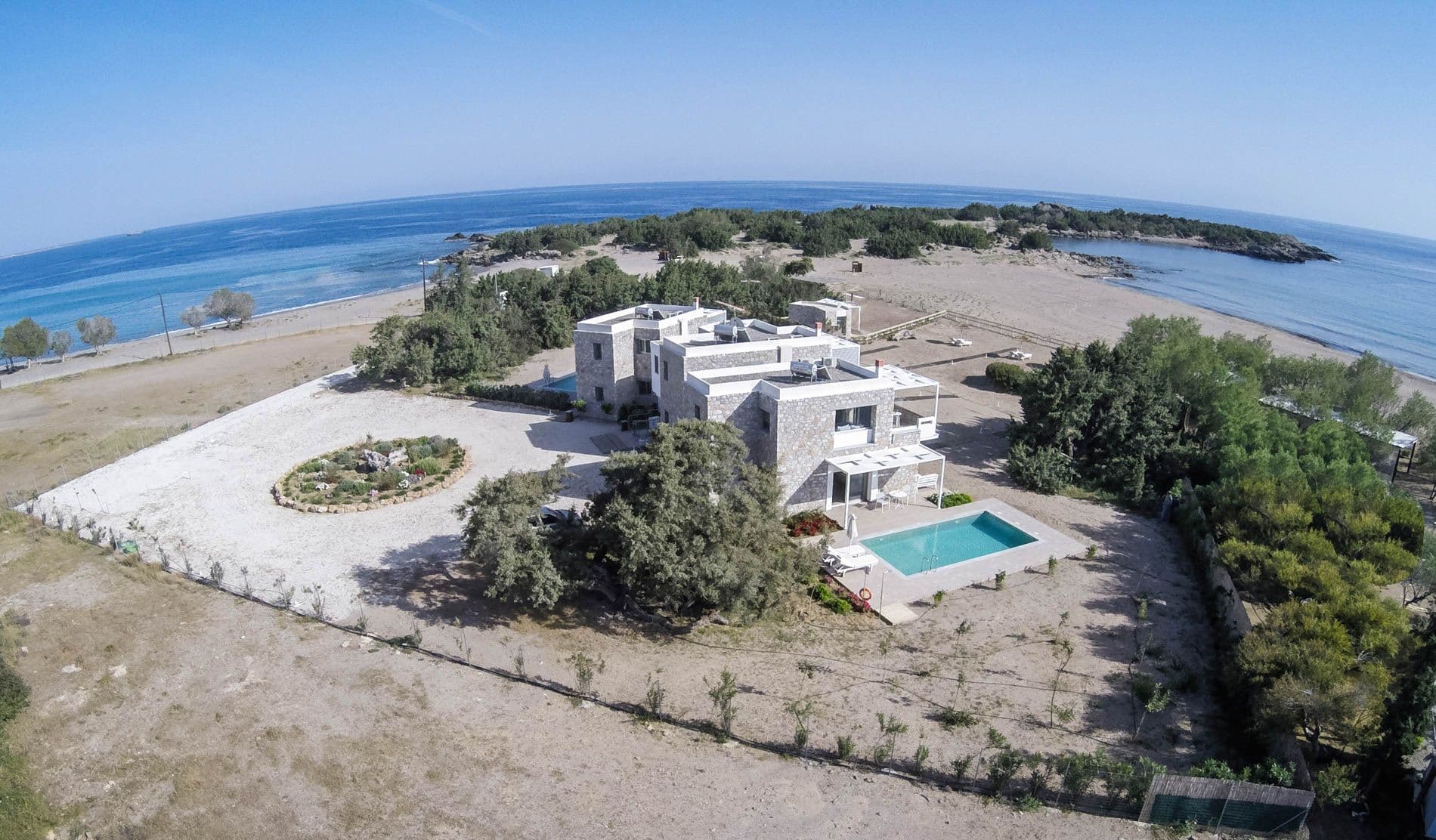 Cedar Bay Beachside Villas