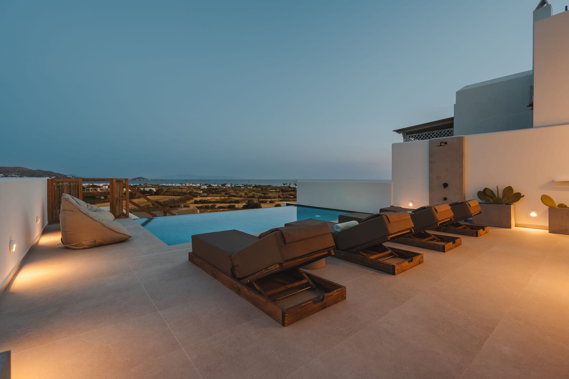 C & G Villas Naxos