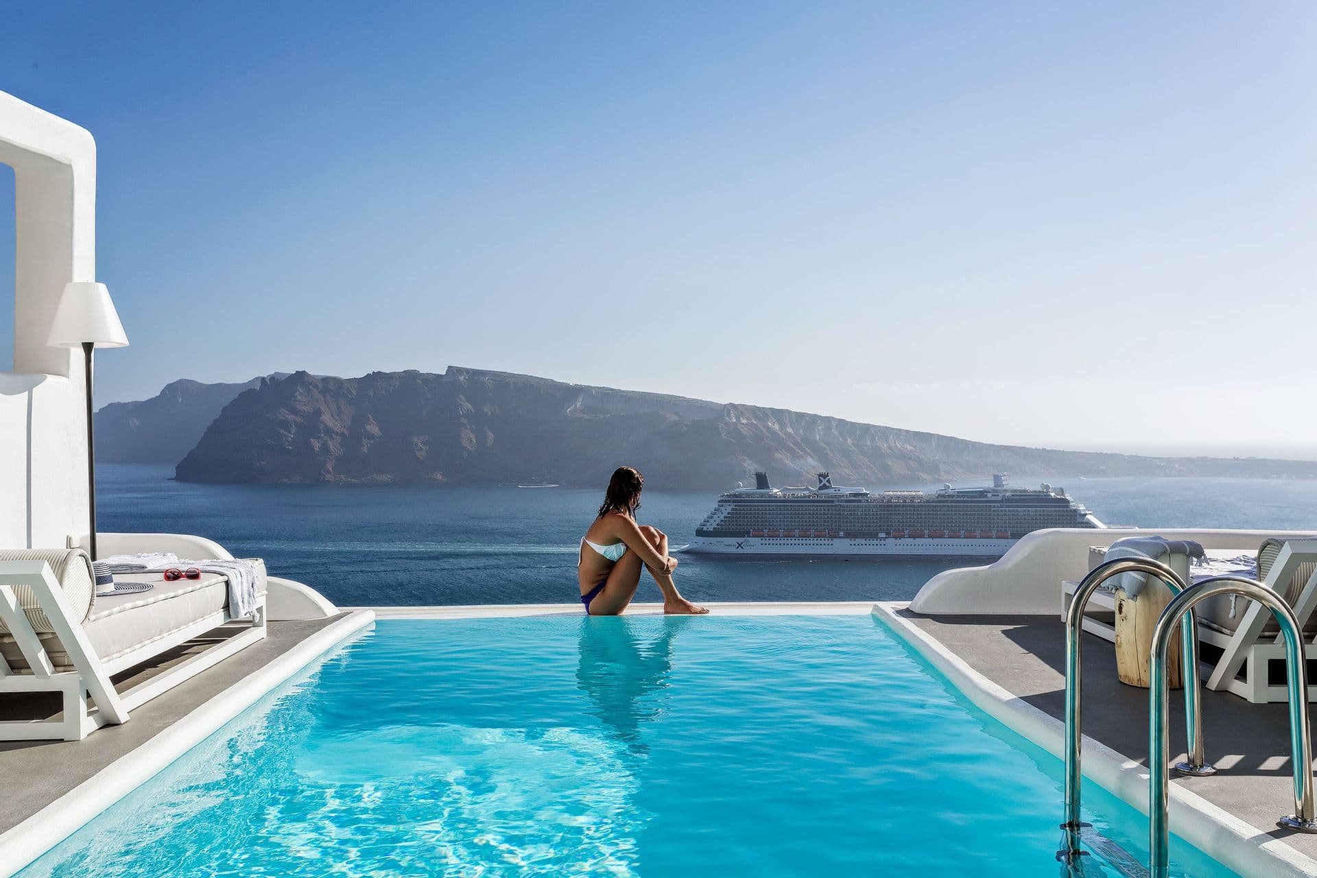 Charisma Suites Santorini