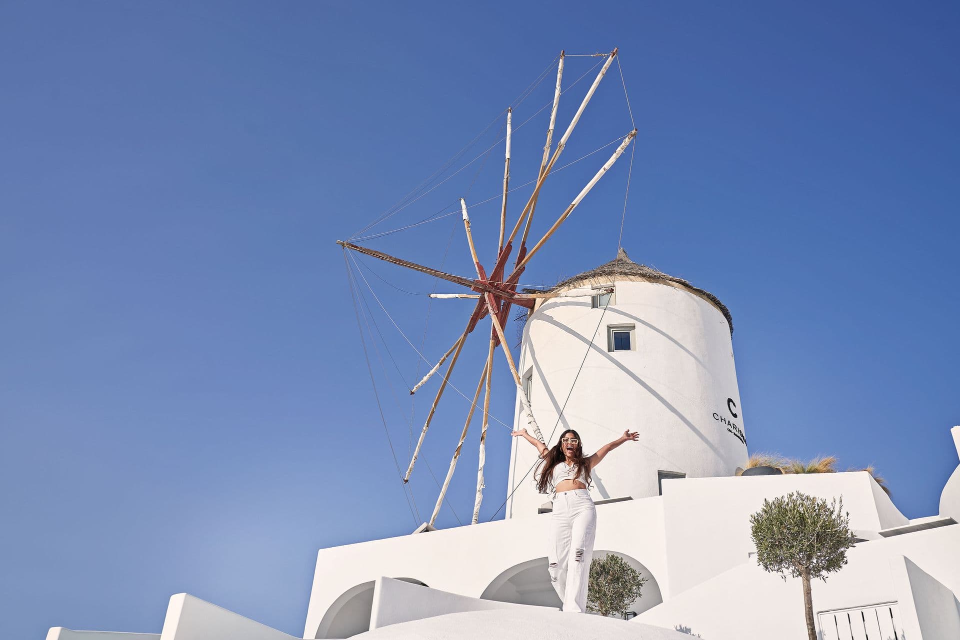 Charisma Suites Santorini