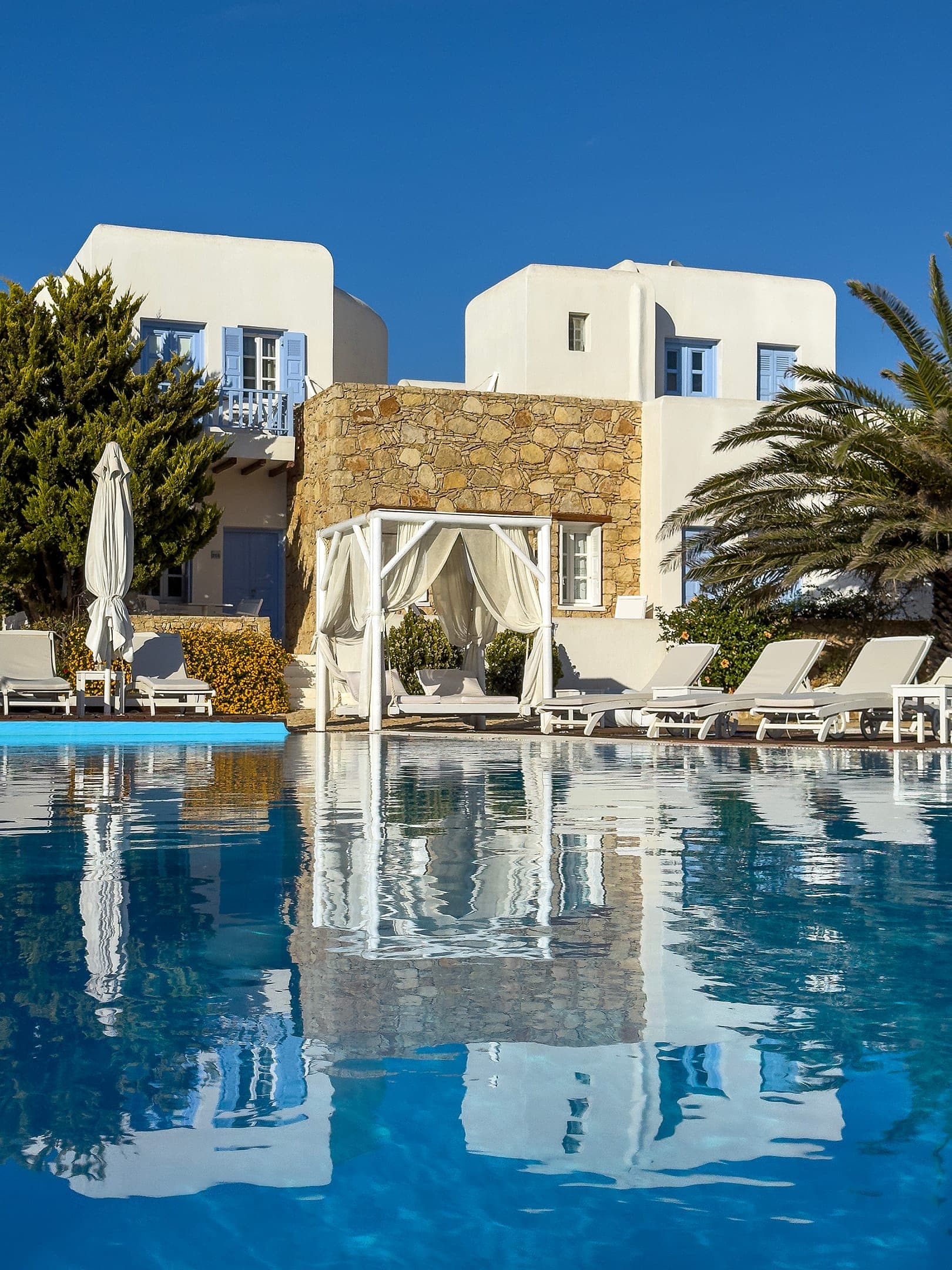 Chora Resort Folegandros