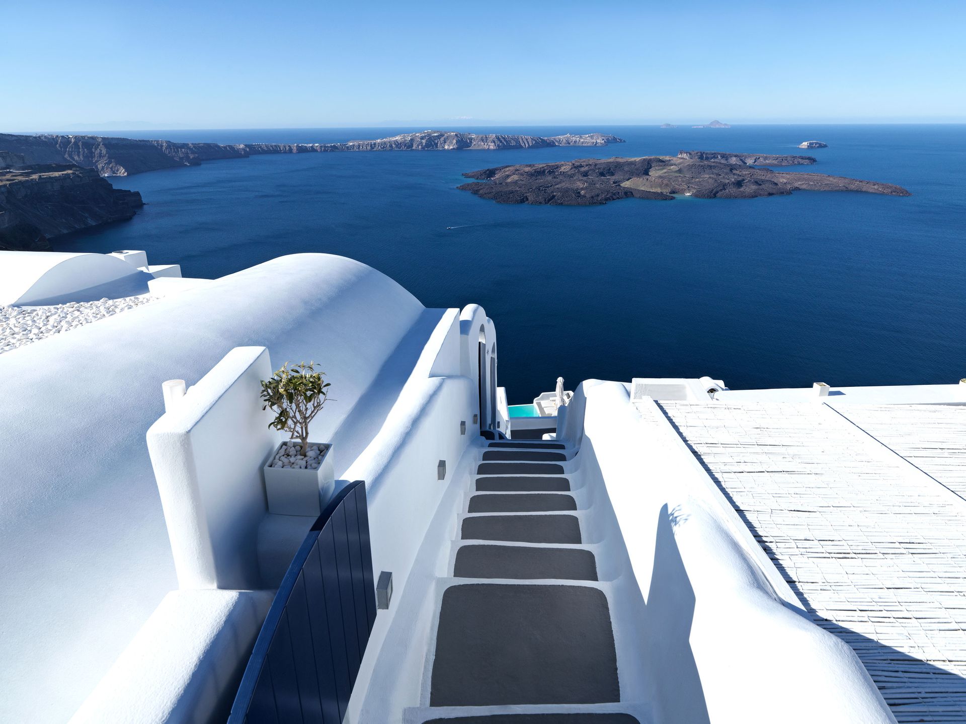 Katikies Chromata Santorini - The Leading Hotels of the World