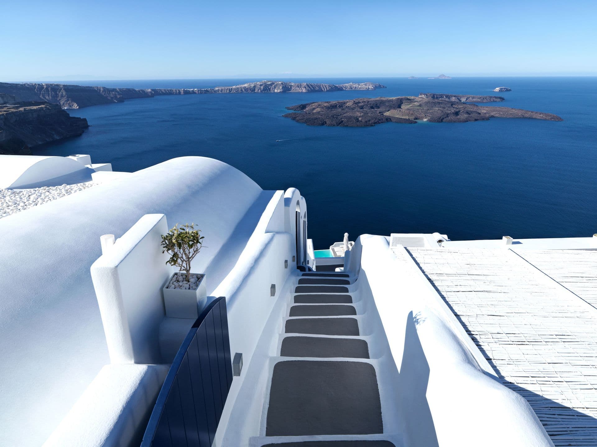 Katikies Chromata Santorini - The Leading Hotels of the World