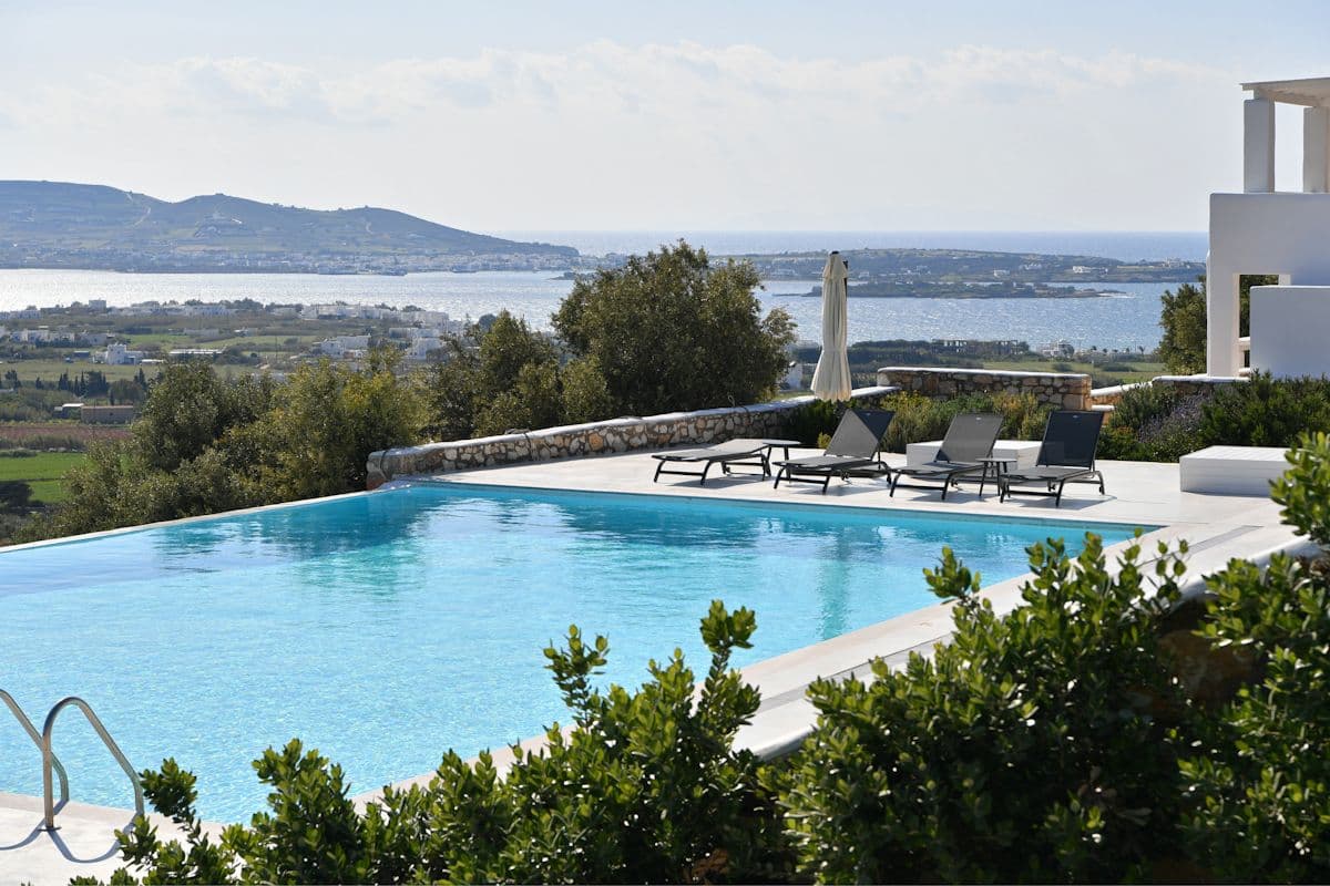 Ciel Paros Villas