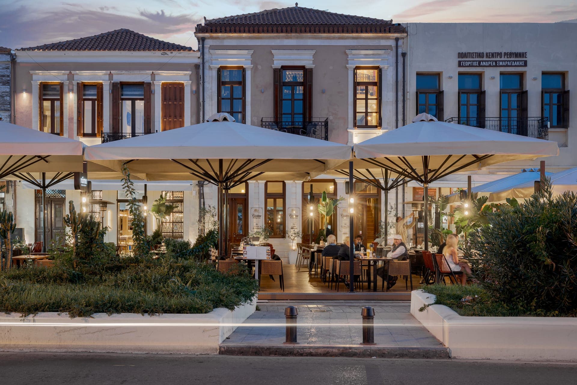 Civitas Suites Hotel