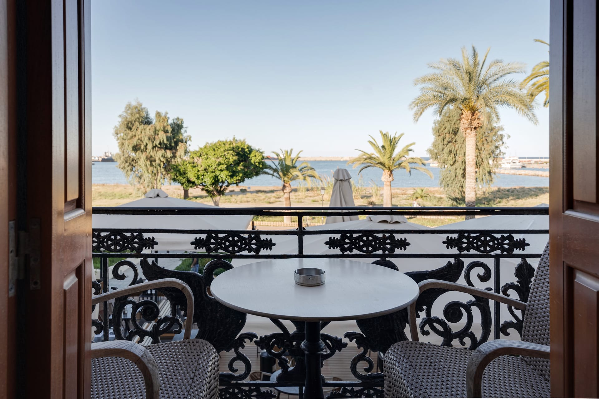 Civitas Suites Hotel
