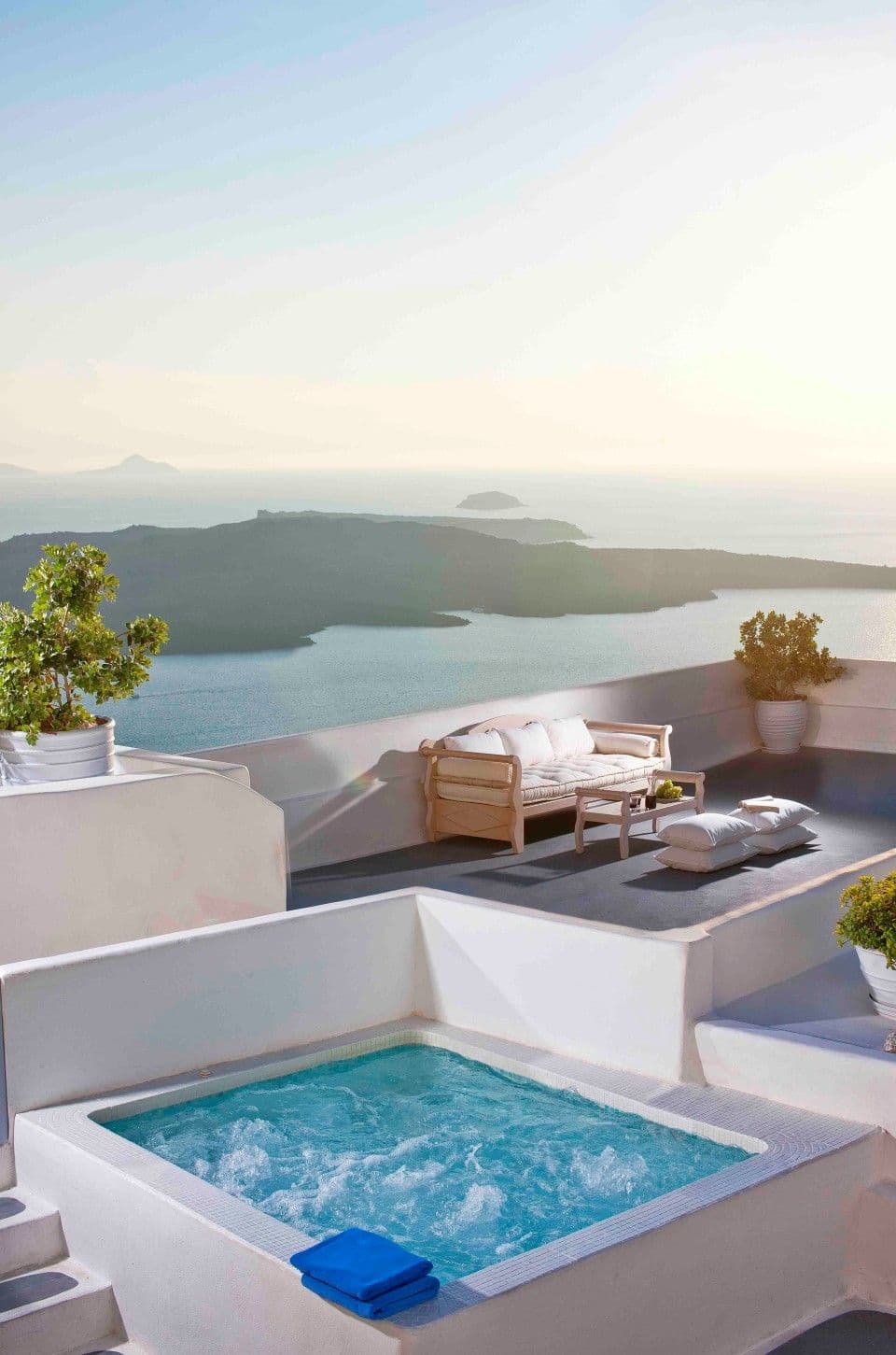 Cliff Side Suites