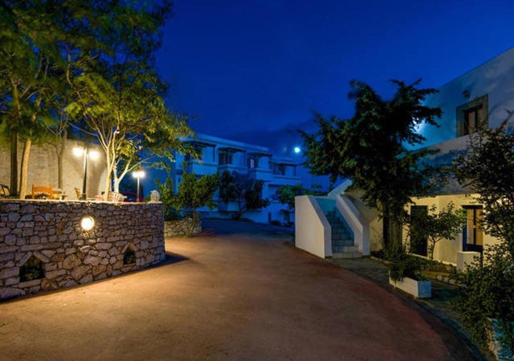 Contaratos Holiday Lettings Kythira