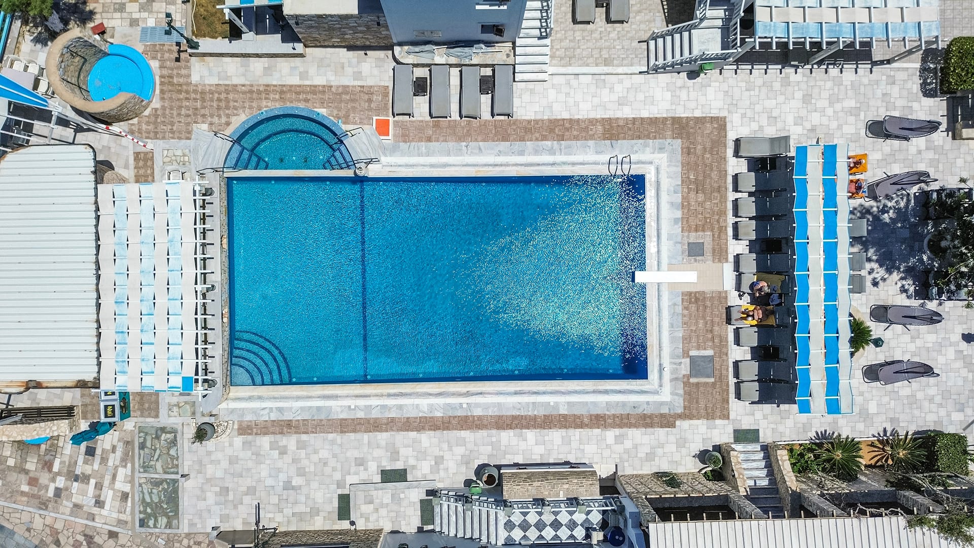 Contaratos Beach Paros