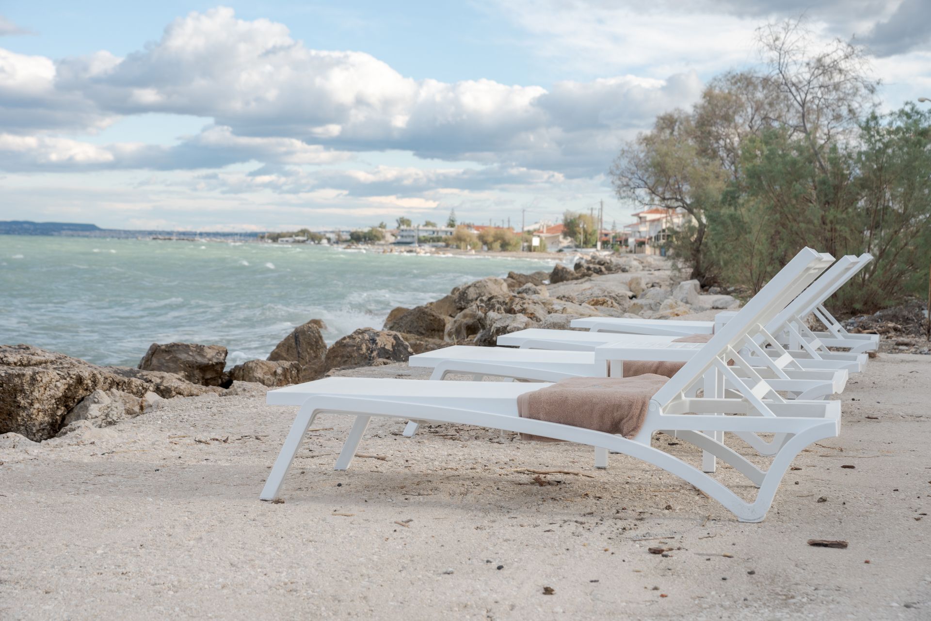 COSTA VASIA Suites & Apartments