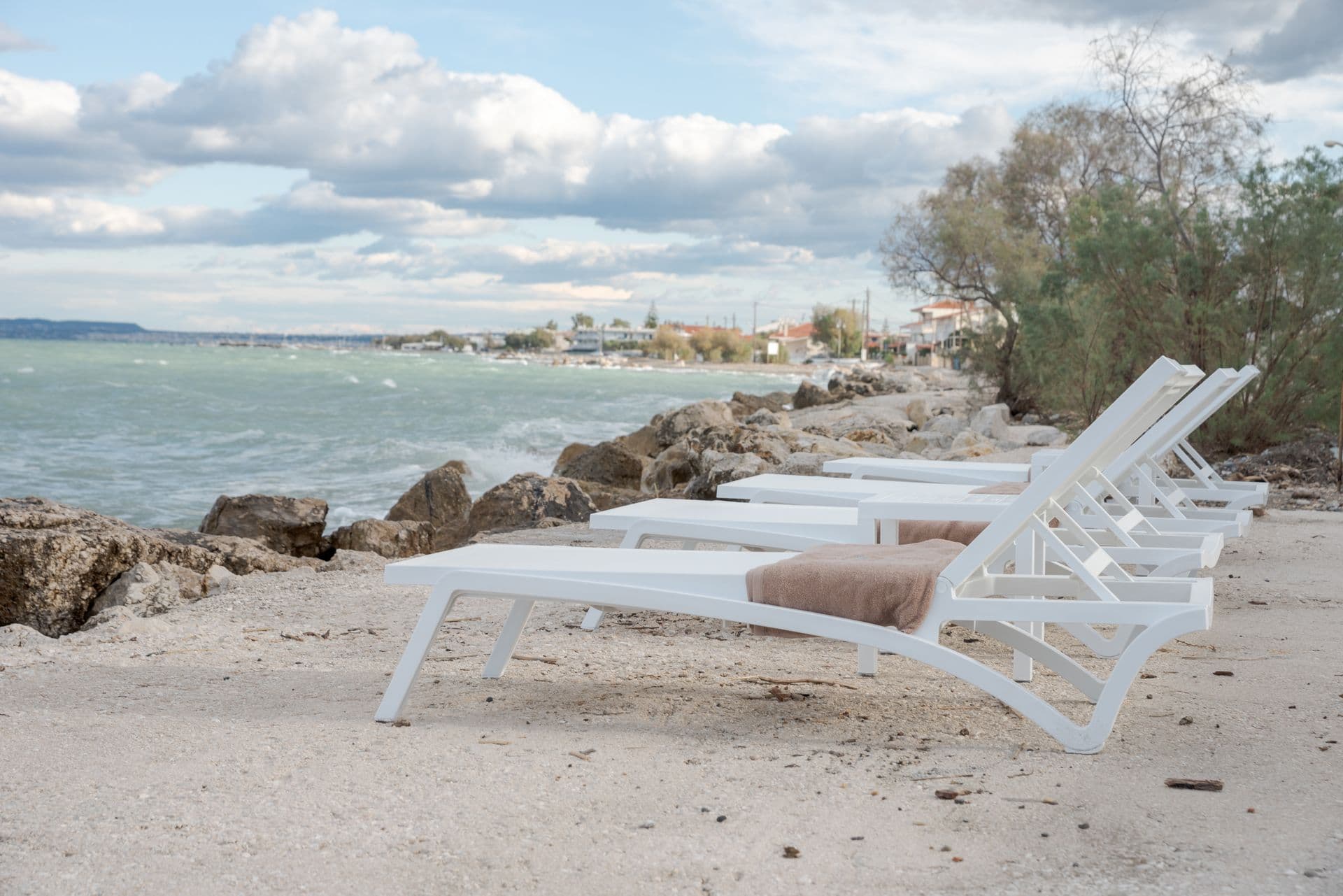 COSTA VASIA Suites & Apartments