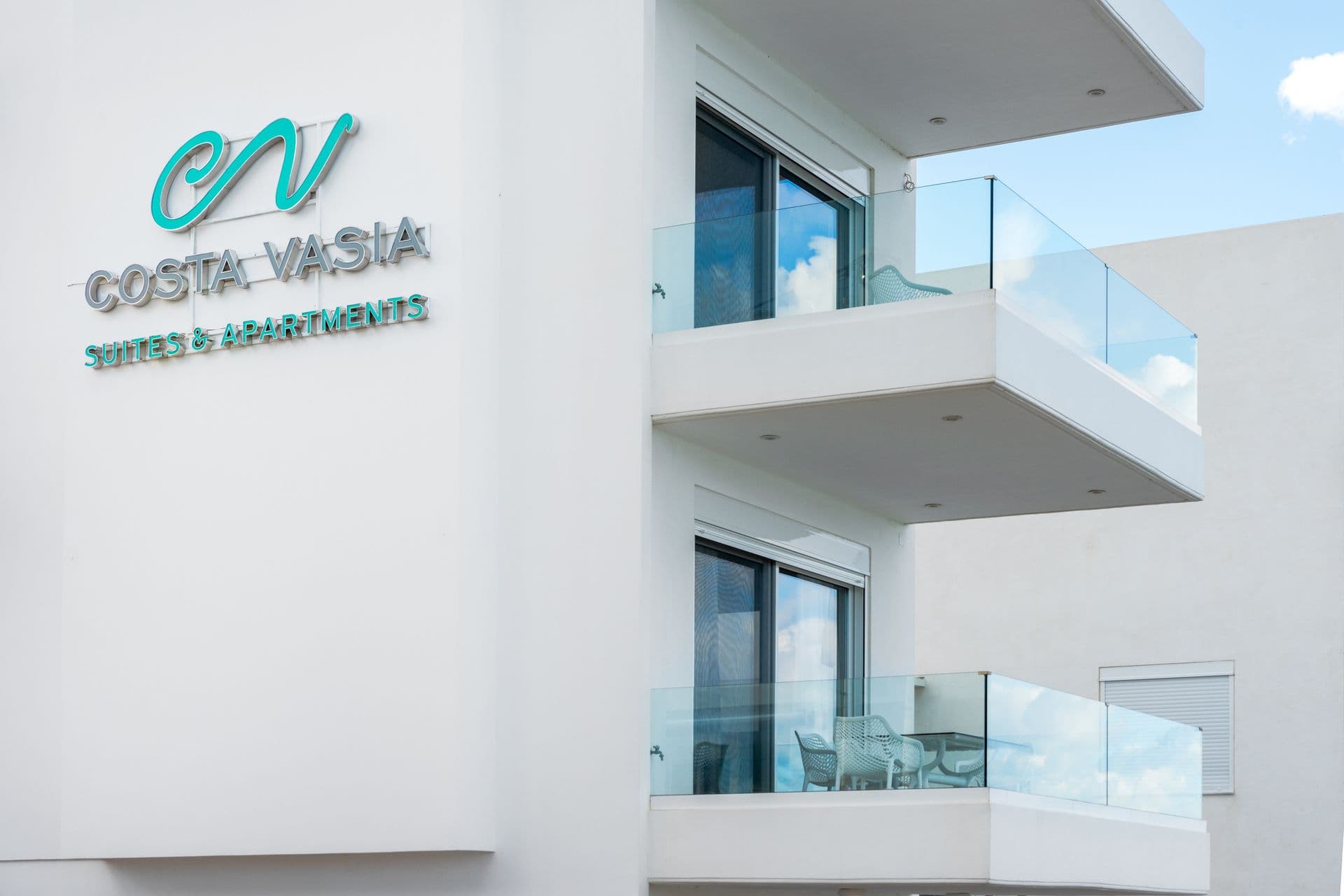COSTA VASIA Suites & Apartments