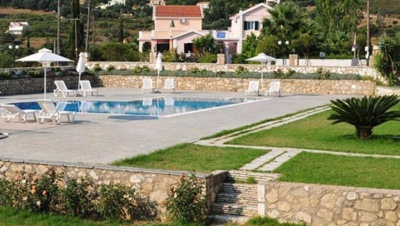 Captain's Villas