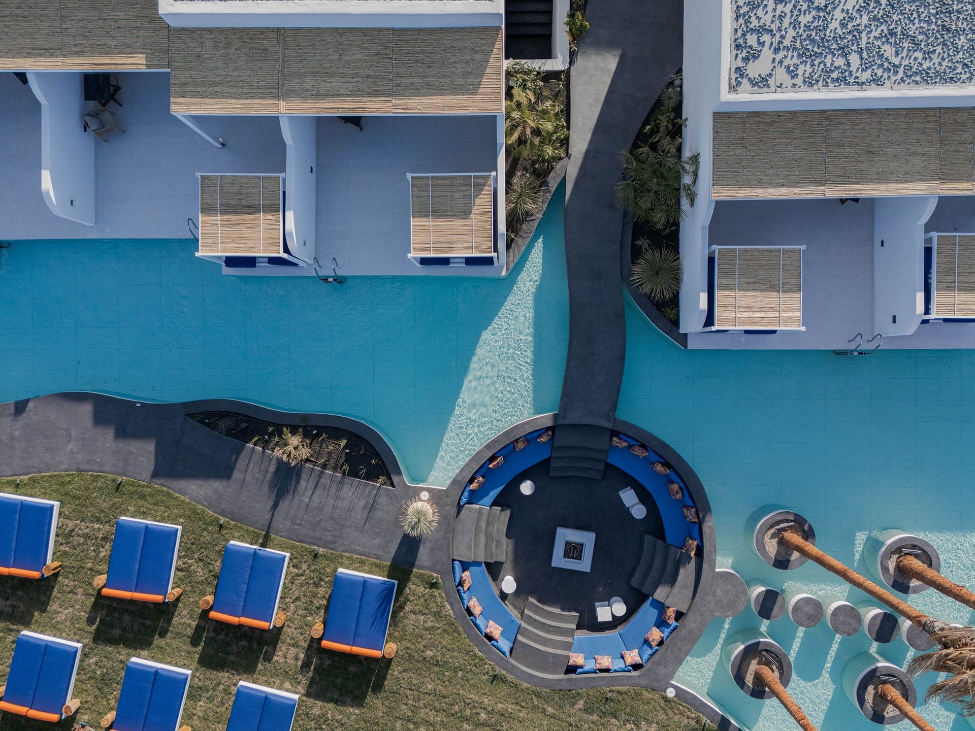 Cresanto Luxury Suites