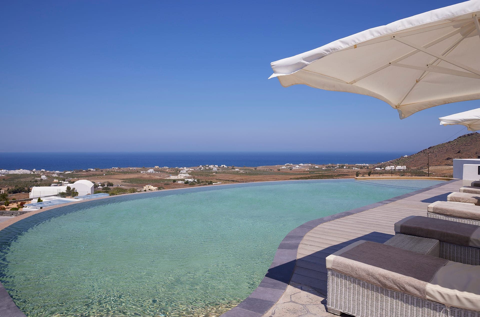 Danae Suites