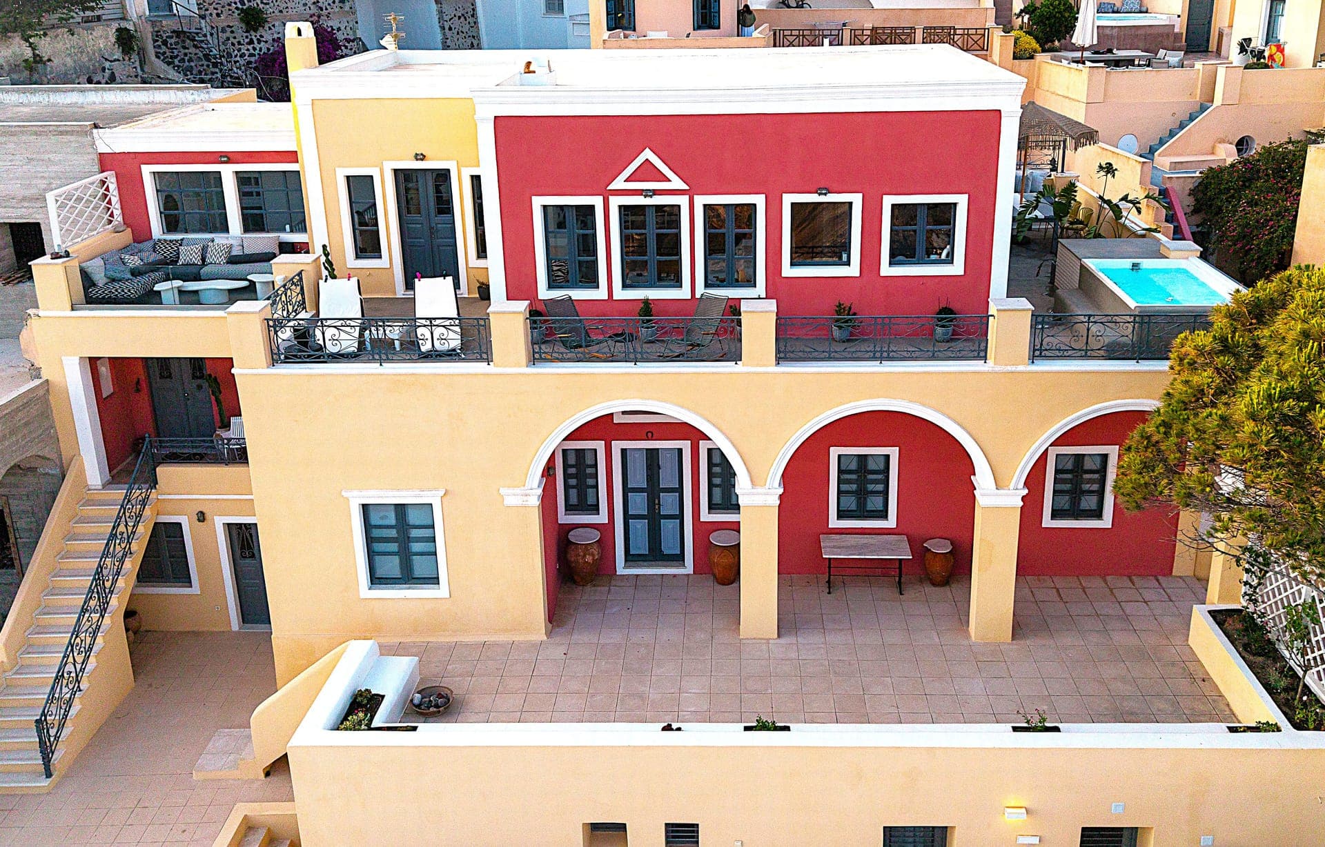 D' Aniel Mansion