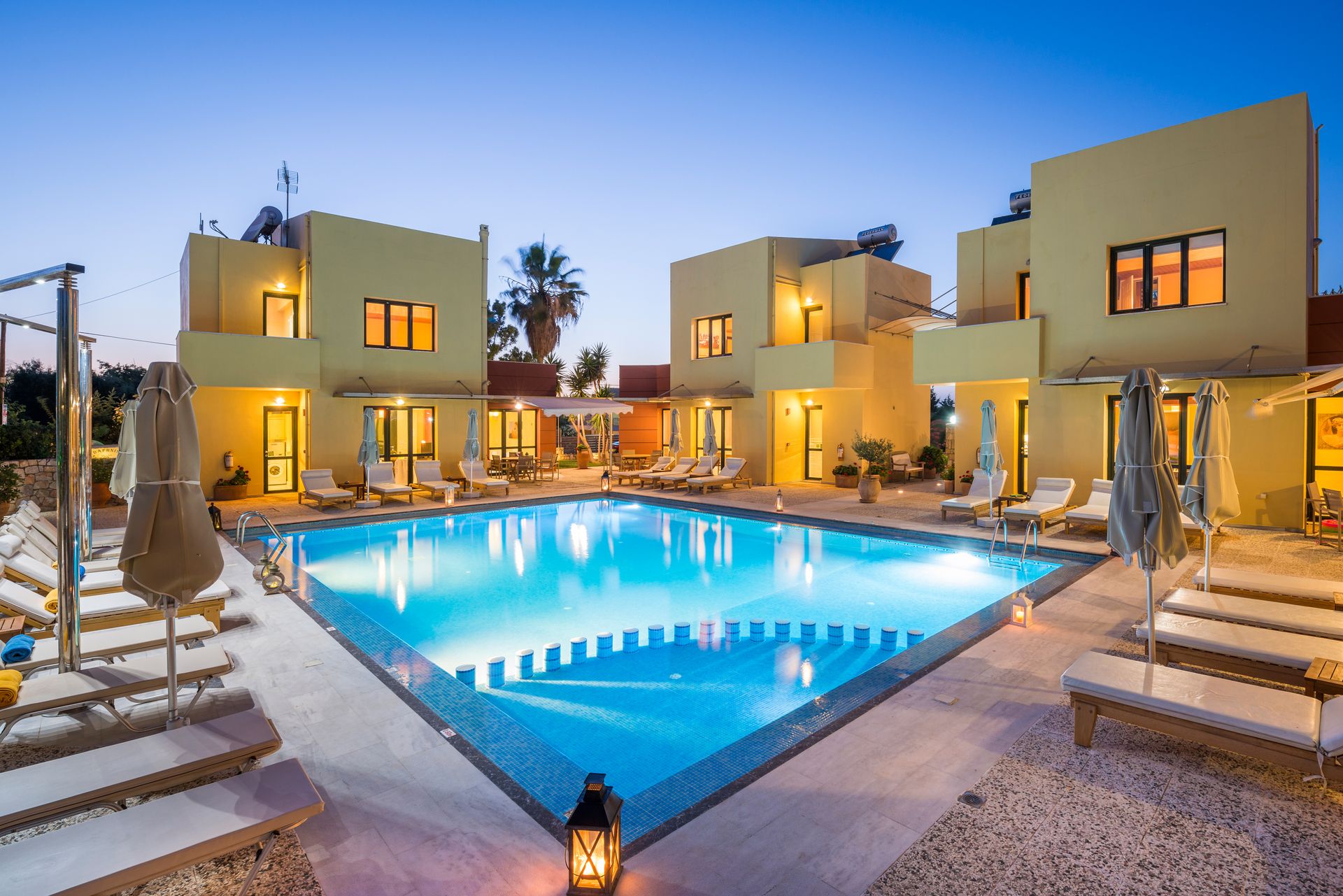 Daphnis Villas
