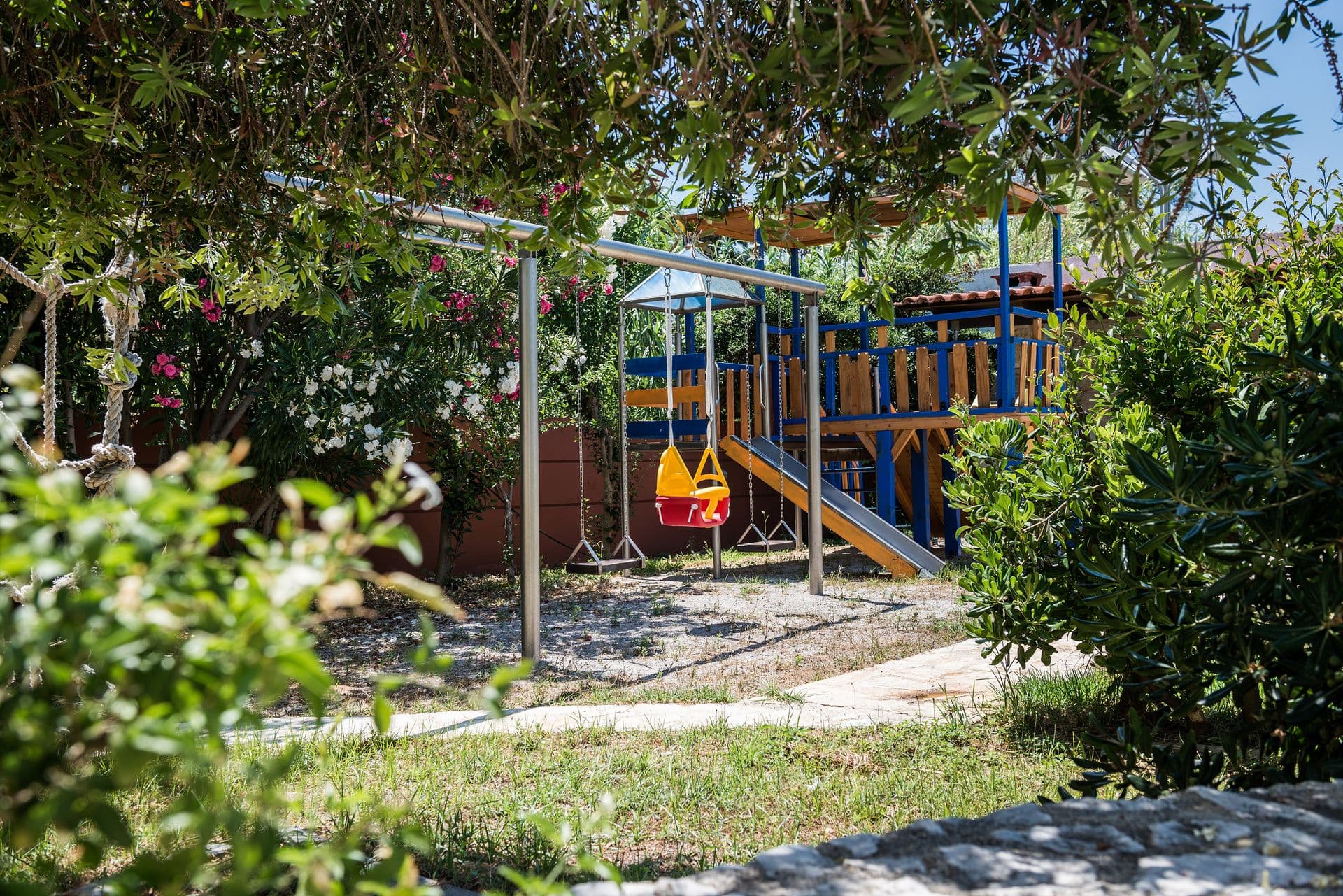 Daphnis Villas