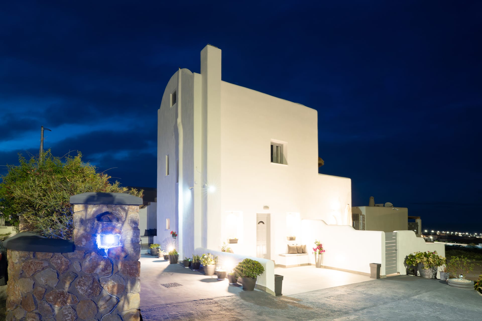 Dauti Gold Suites