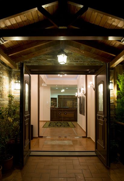 Dellas Boutique Hotel