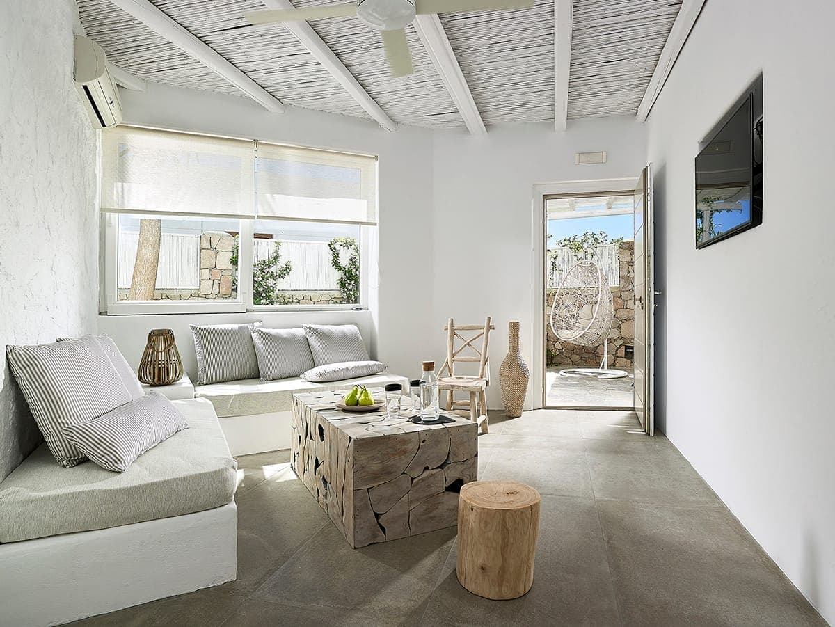 Delmar Apartments & Suites