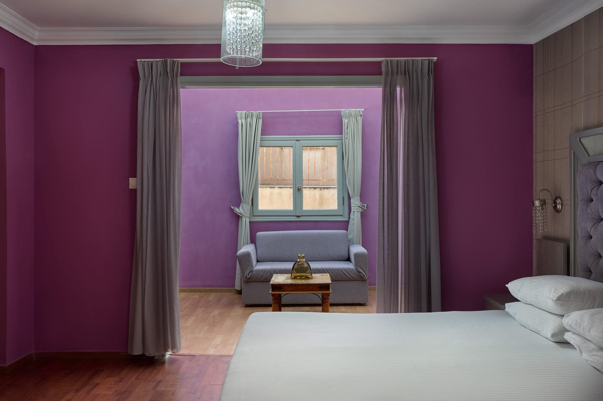 Delphi Art Hotel