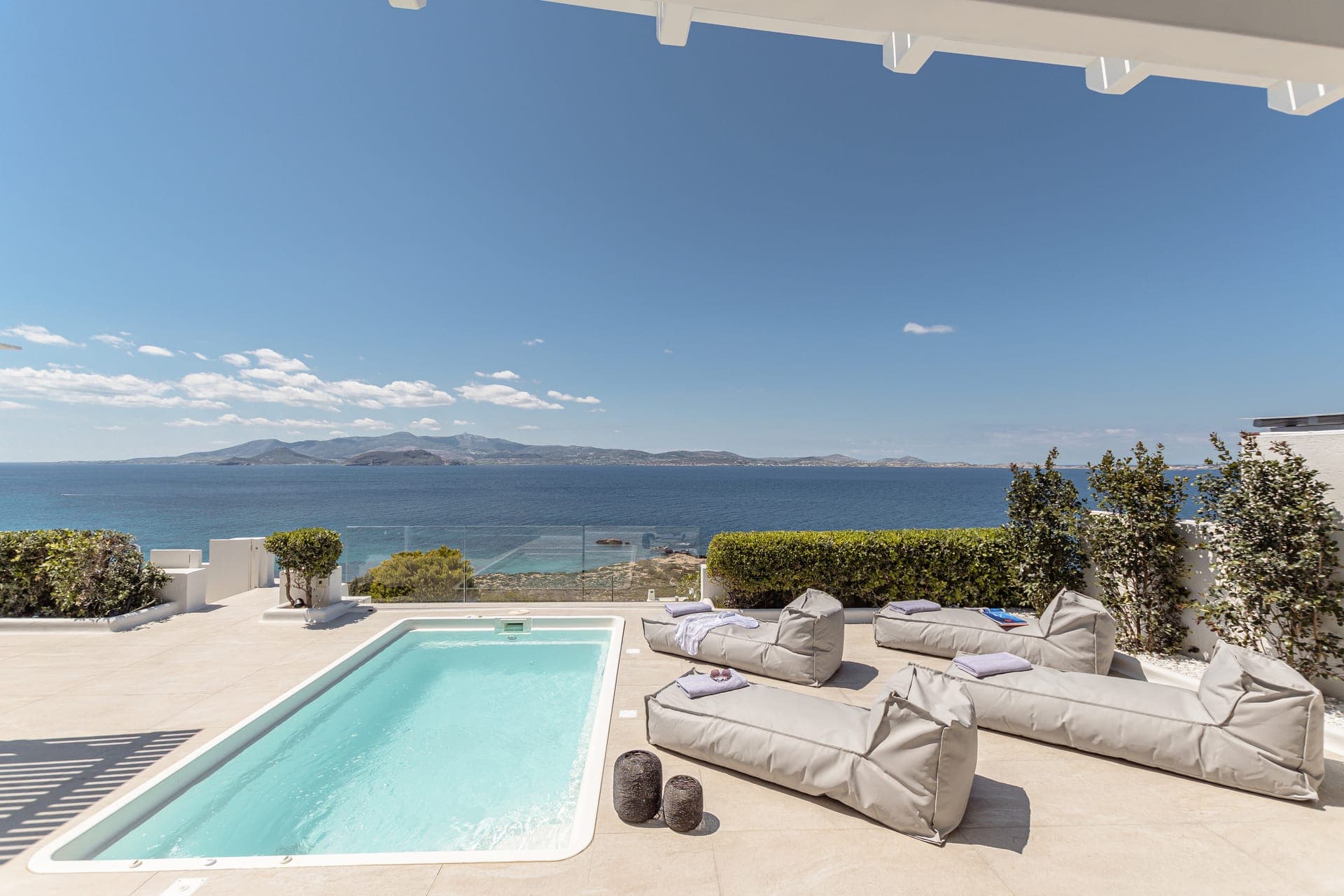 Diadema Villa Naxos