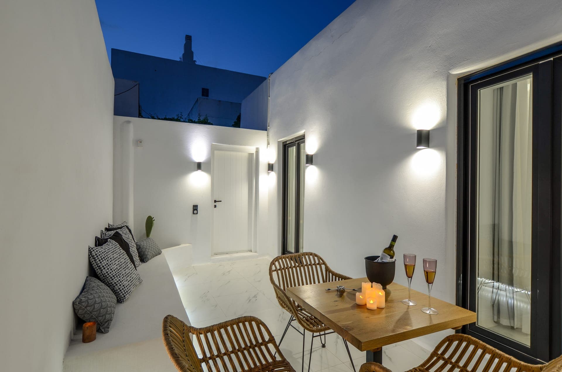 Diadema Apartments Naxos