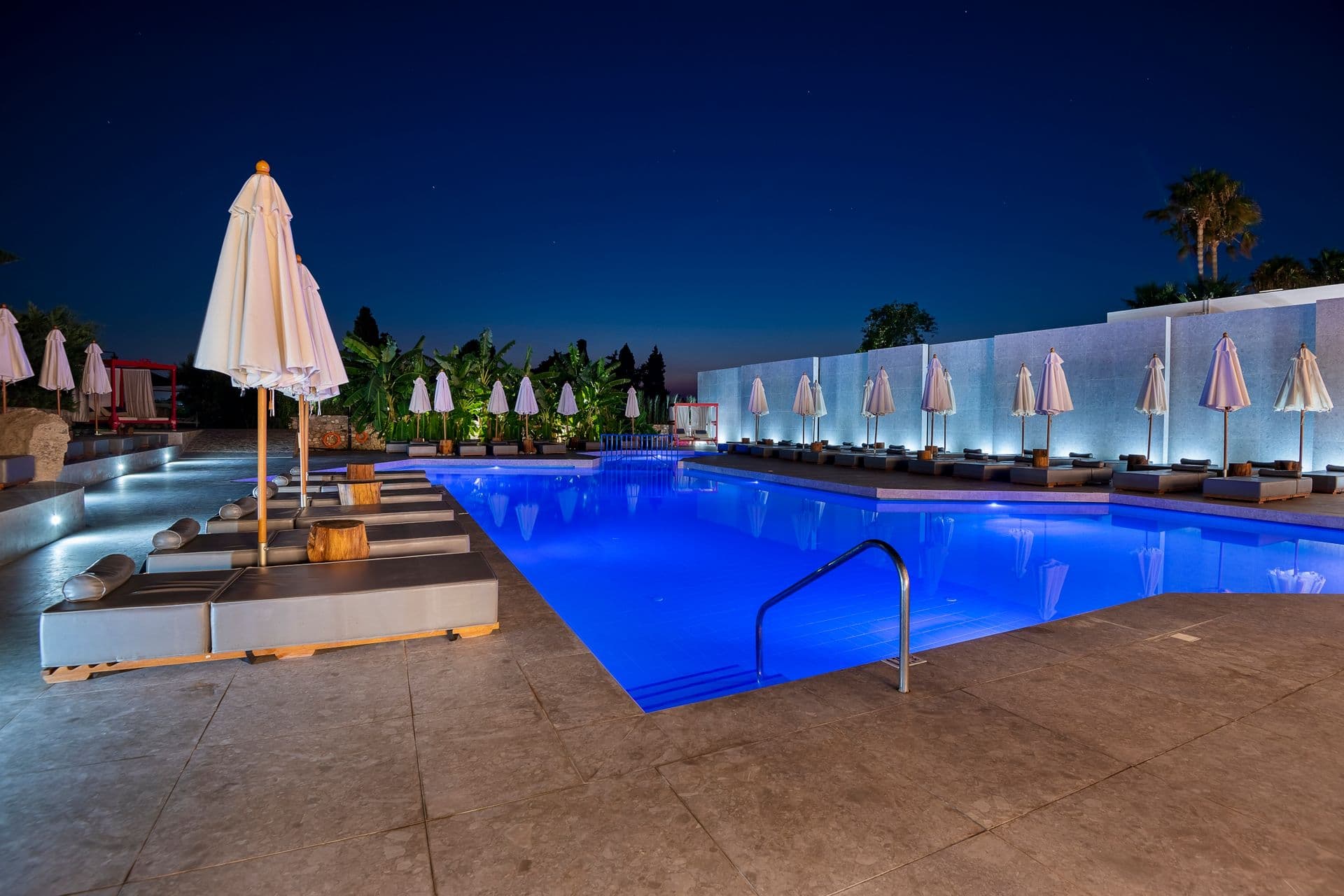 DIAMOND BOUTIQUE HOTEL