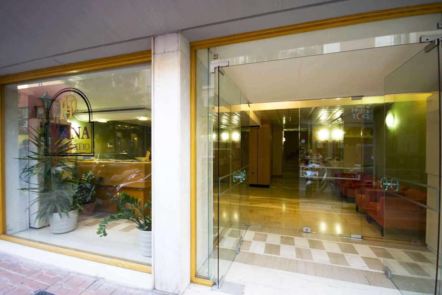 Diana Hotel