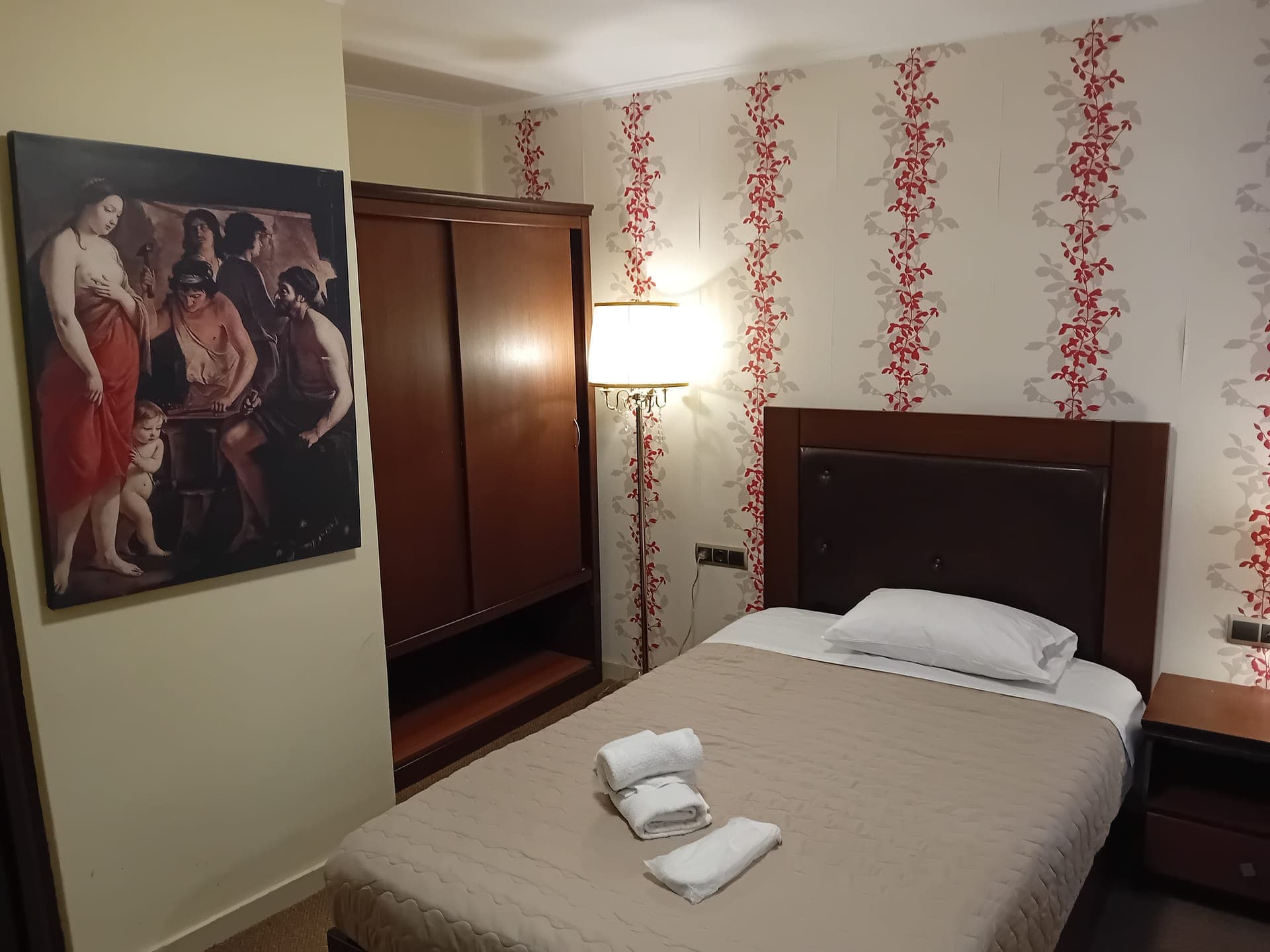 Dias Hotel