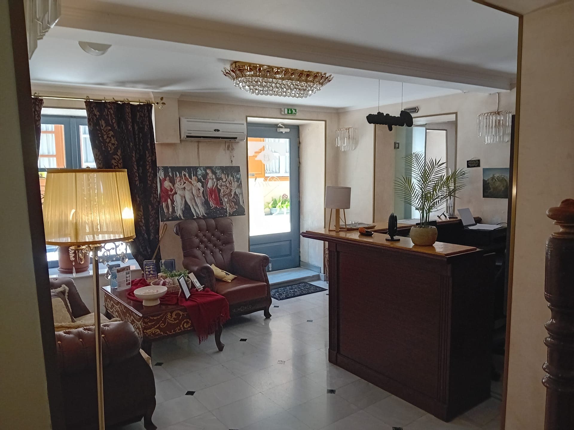 Dias Hotel