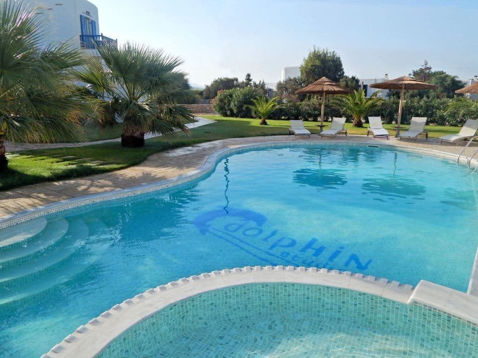 Dolphin Kastraki Studios & Apartments