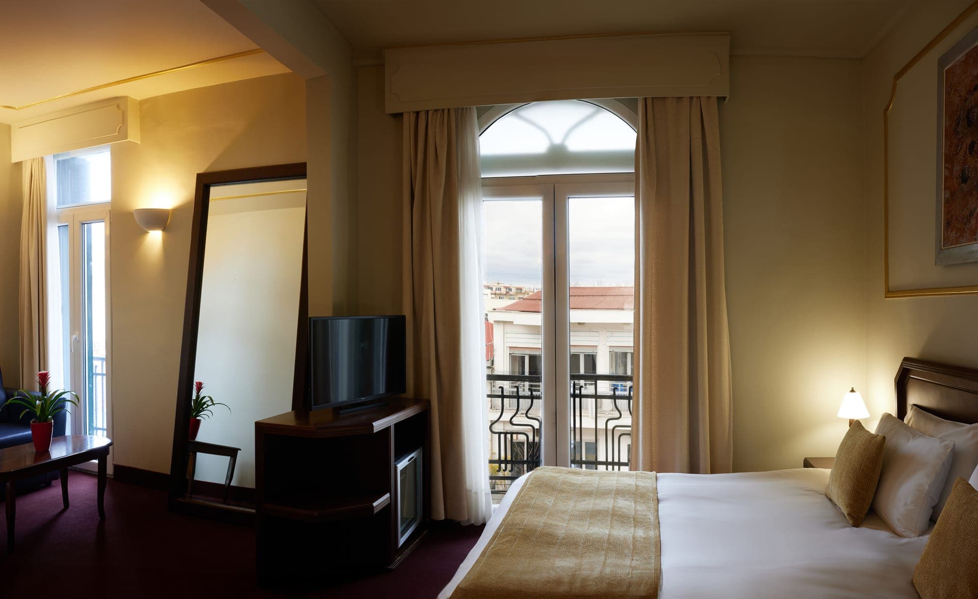Domotel Arni / Karditsa