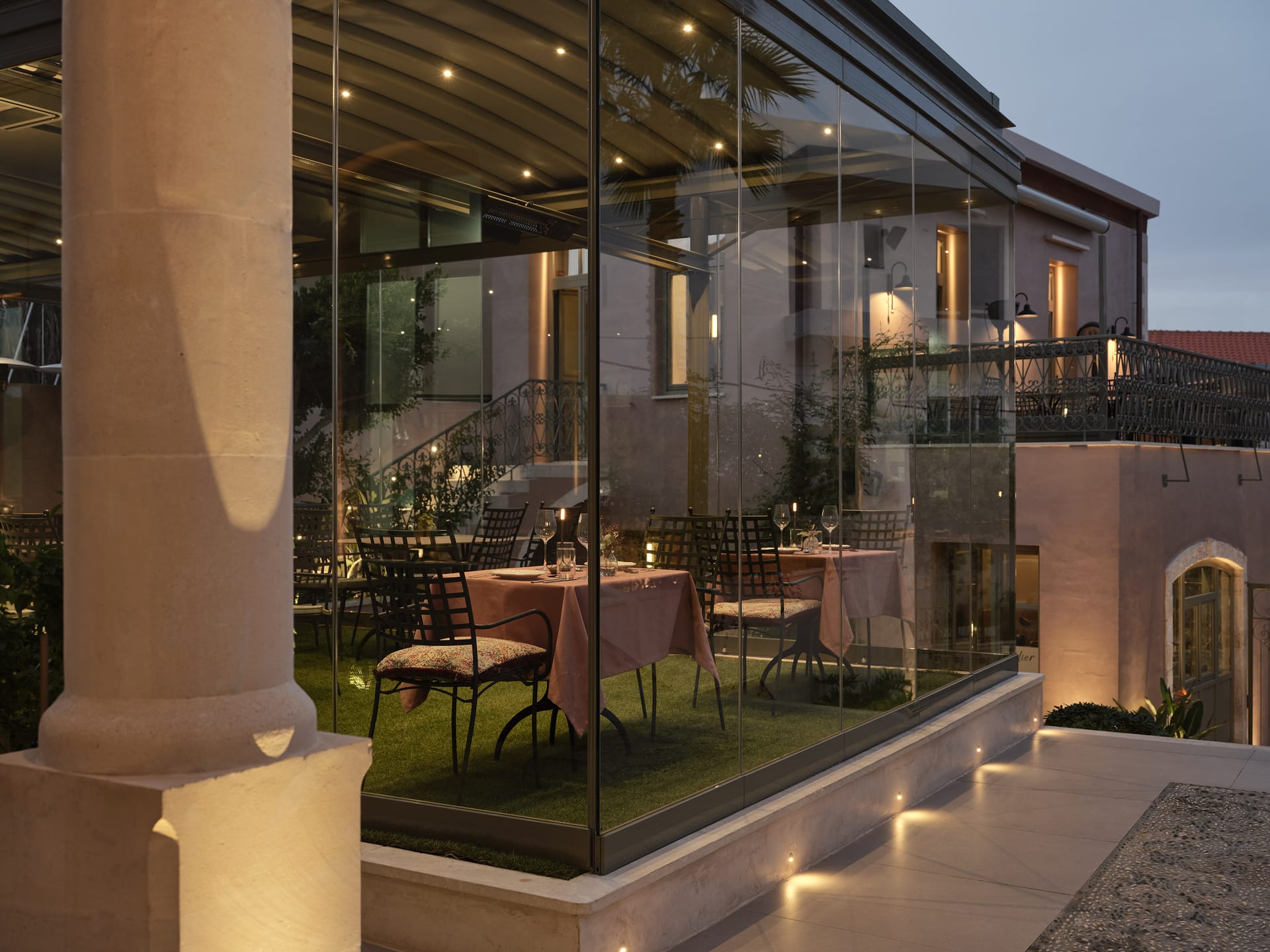 Domus Blanc Boutique Hotel