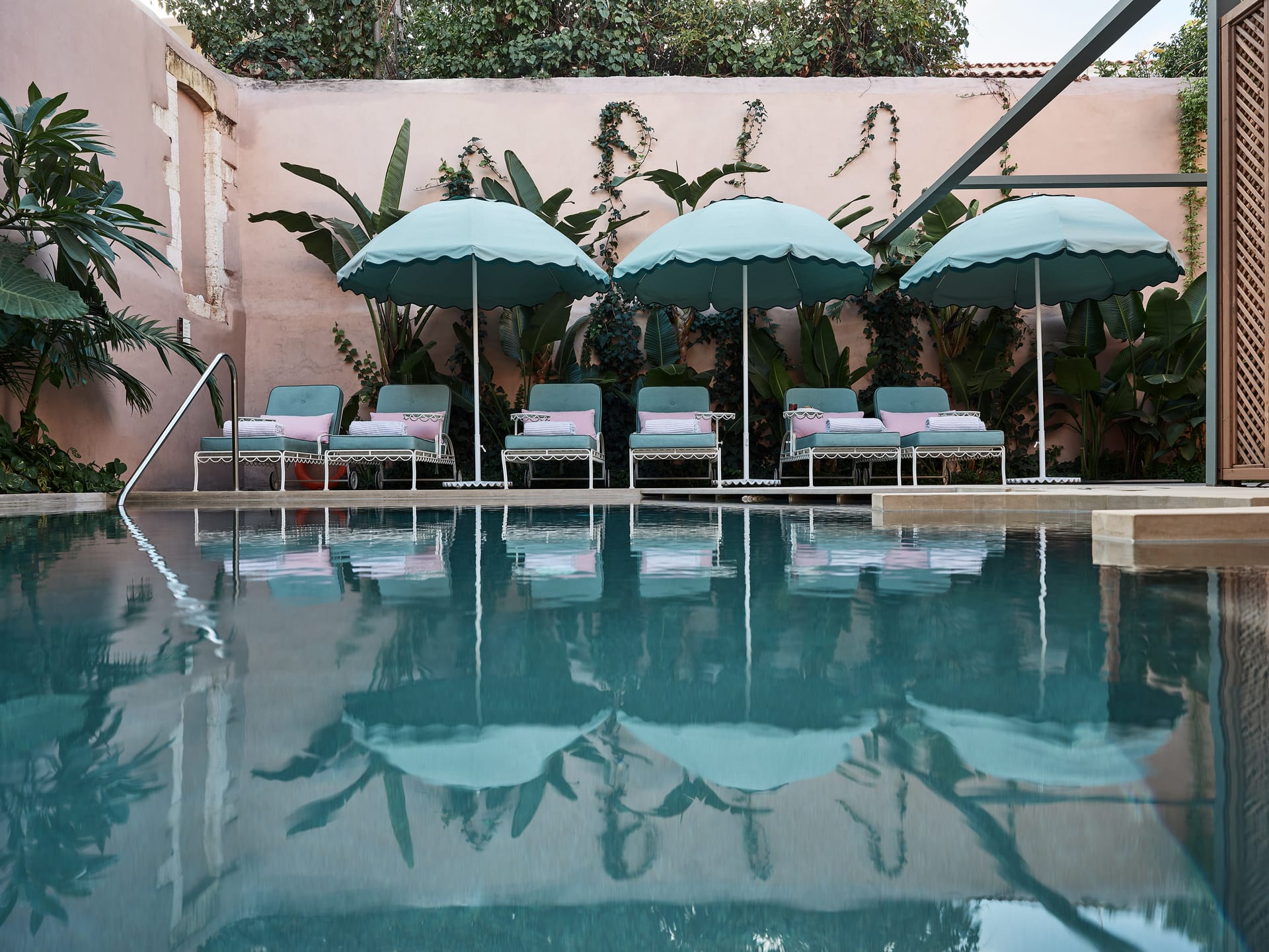 Domus Blanc Boutique Hotel