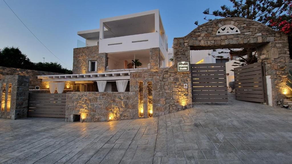 Mykonos Double Luxury Mini Suites - Adults Only