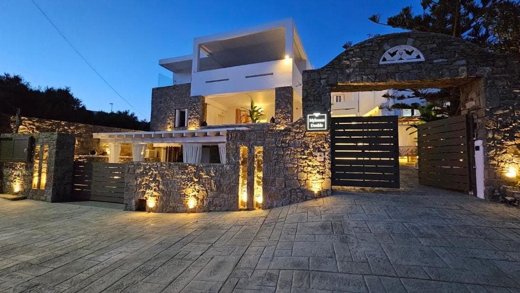 Mykonos Double Luxury Mini Suites - Adults Only