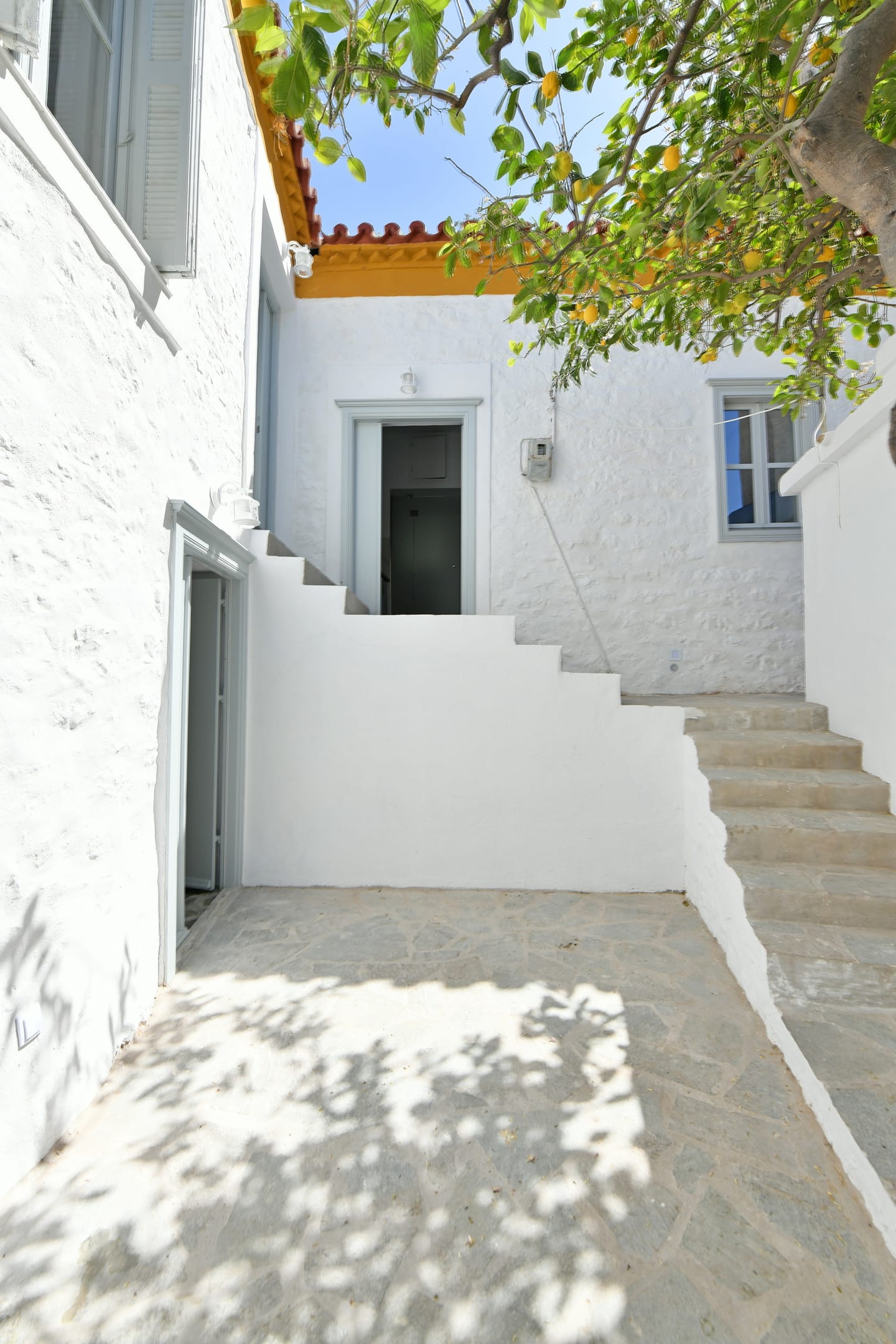 Douskos Citrus Apartments Hydra
