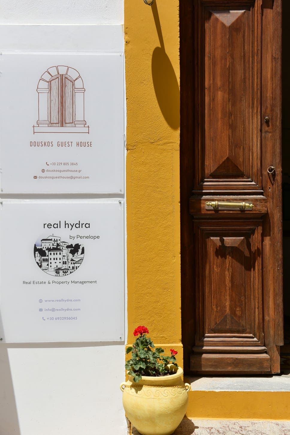 Douskos Guest House Hydra