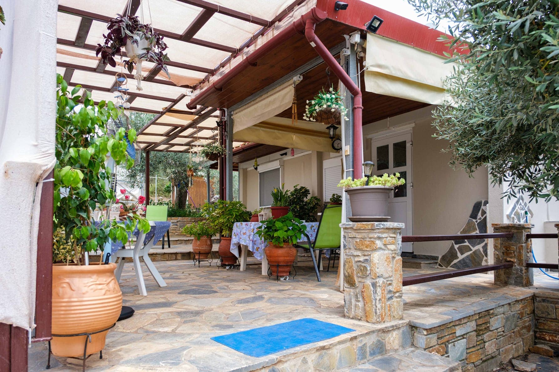 Effie's Maisonette with Detached Studio