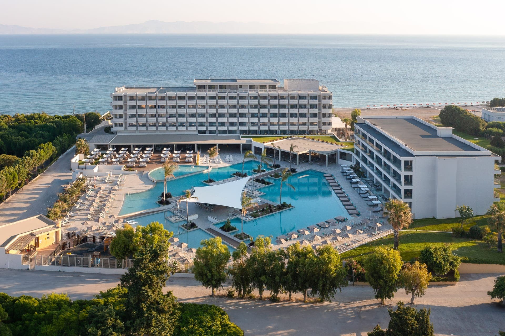 ELECTRA PALACE