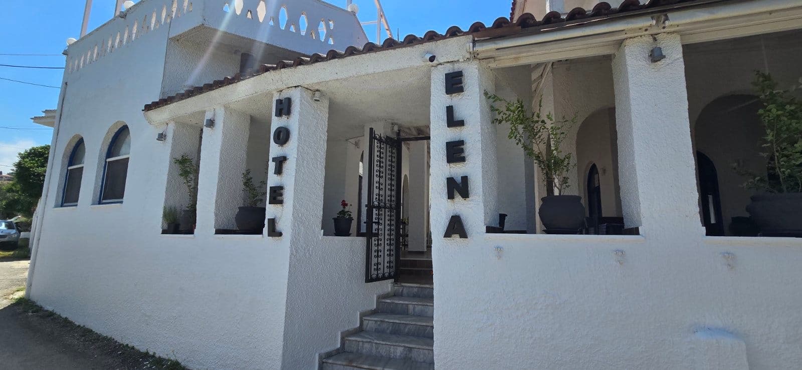 Elena Hotel