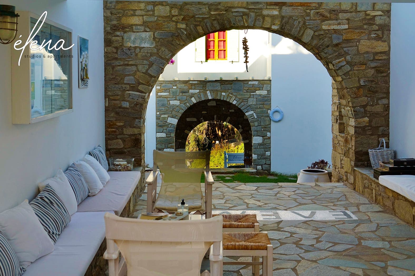 Elena Studios & Apartments