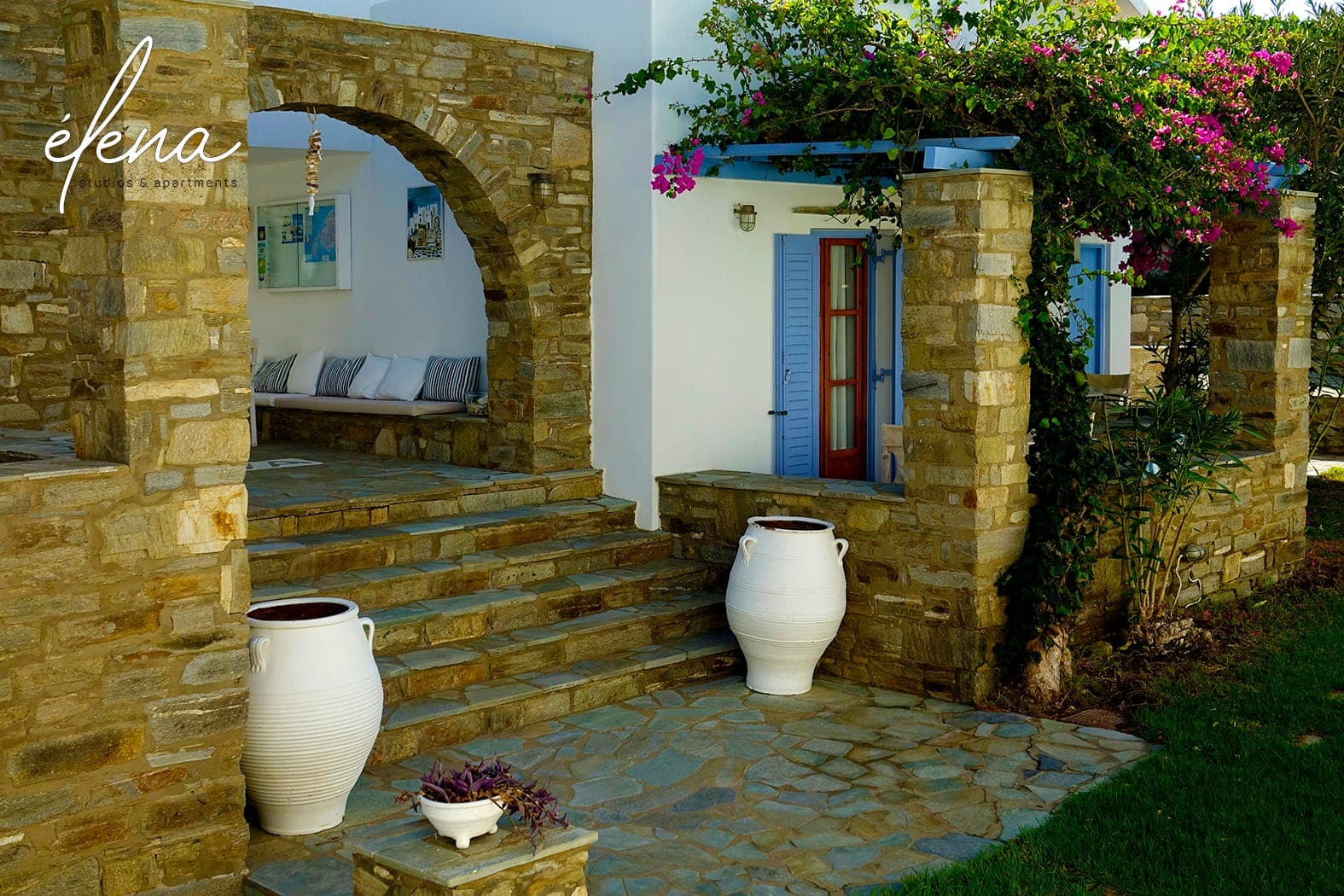 Elena Studios & Apartments