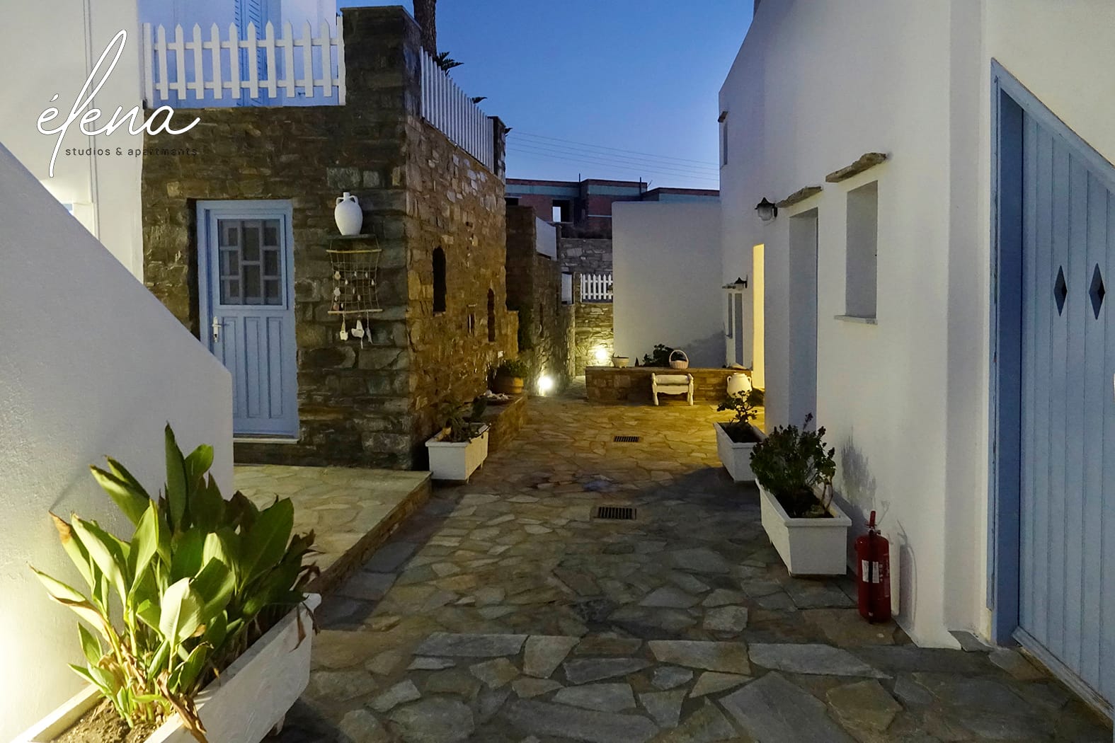 Elena Studios & Apartments