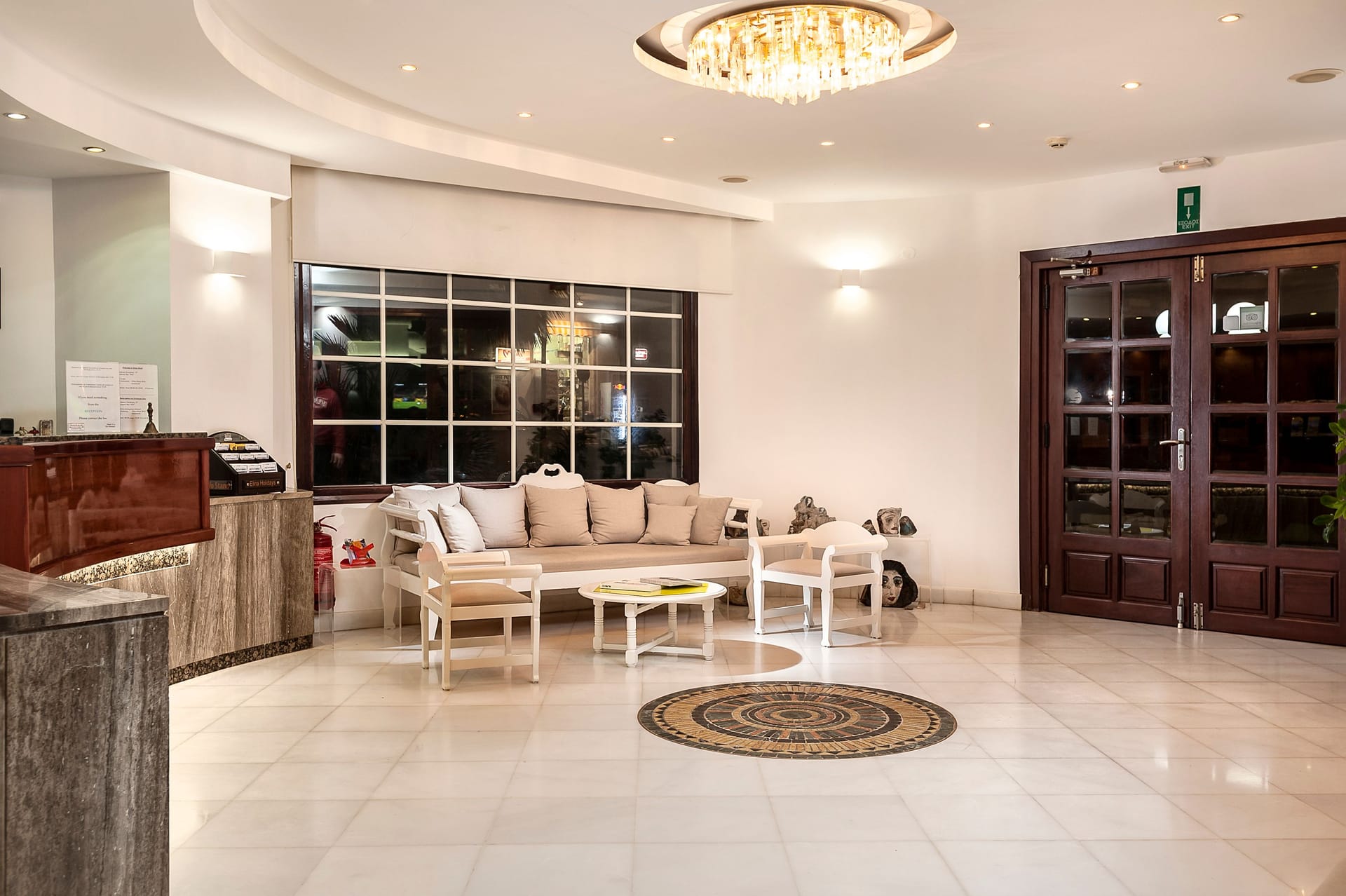 Elina Hotel