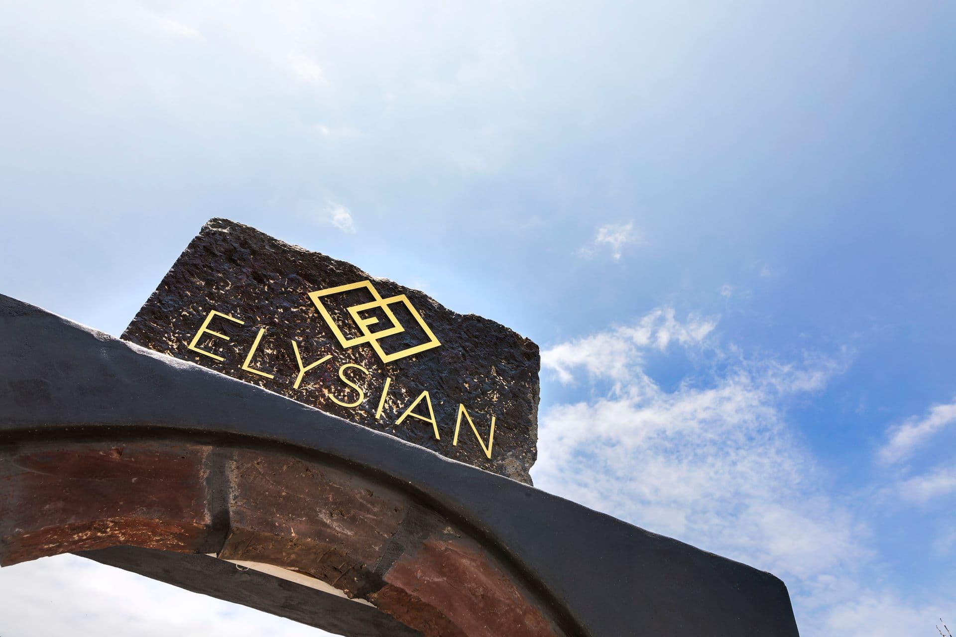 Elysian Santorini Oia