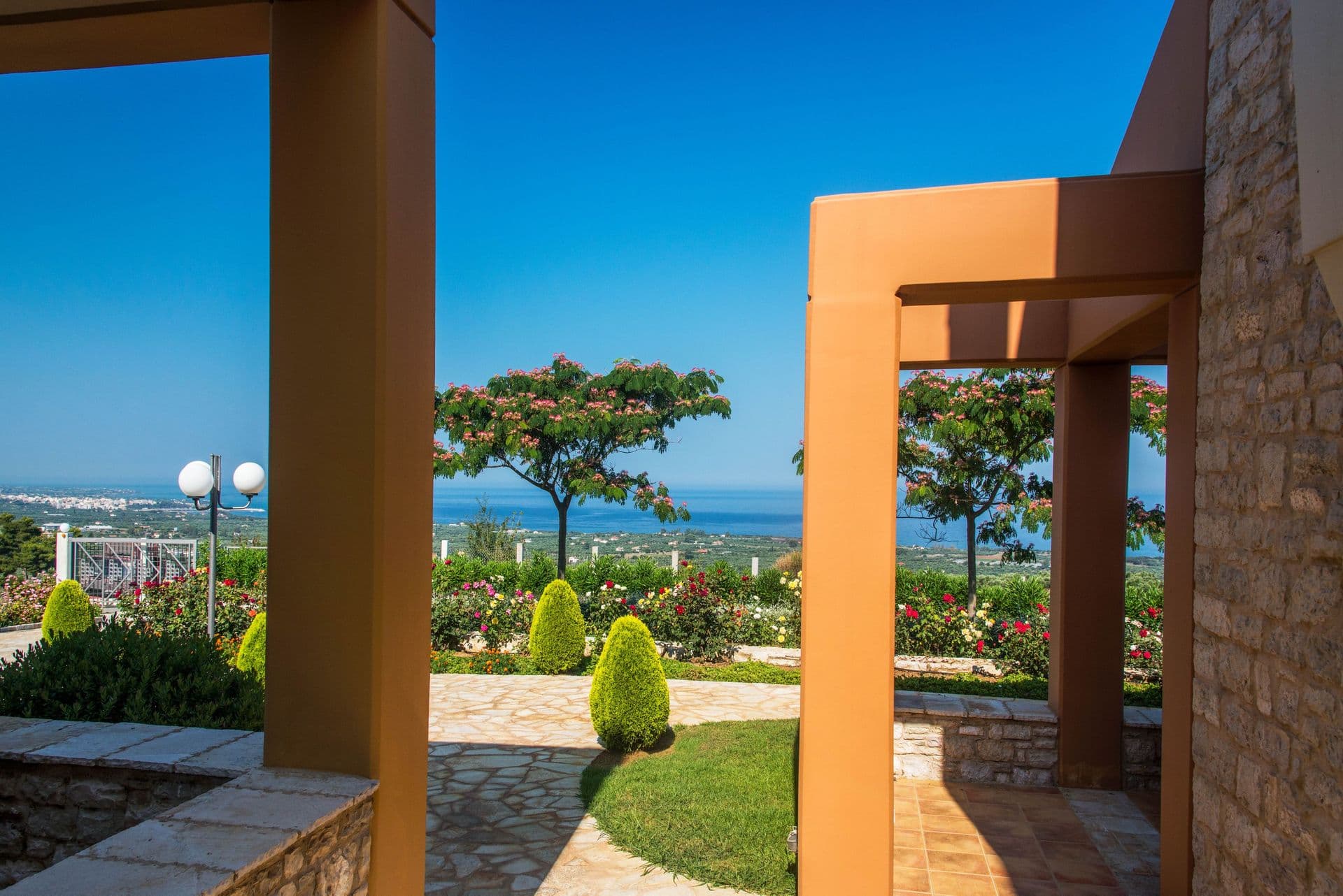 Enastron Villas